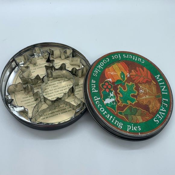 Vintage MINI LEAVES Cookie Cutters - Picture 3 of 6